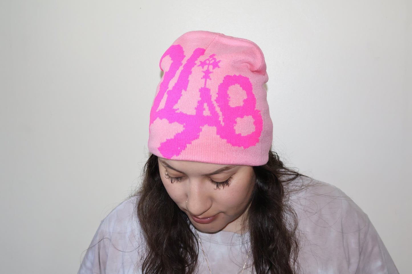 2LA8 Starburst Beanie